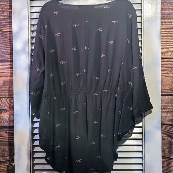 American Rag 2X Floral Blouse - Picture 12 of 12